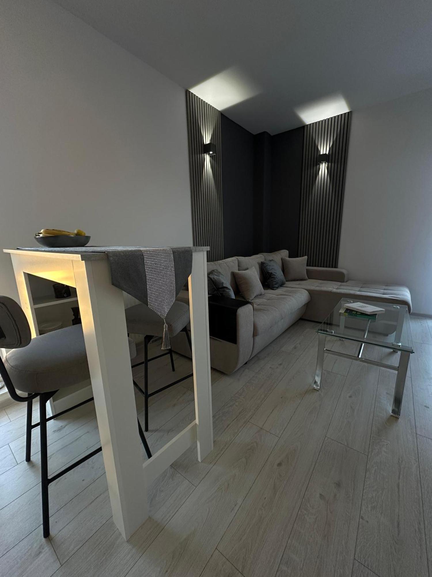 Forestside * Bucureşti